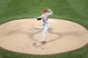 phillies cardinals odds picks