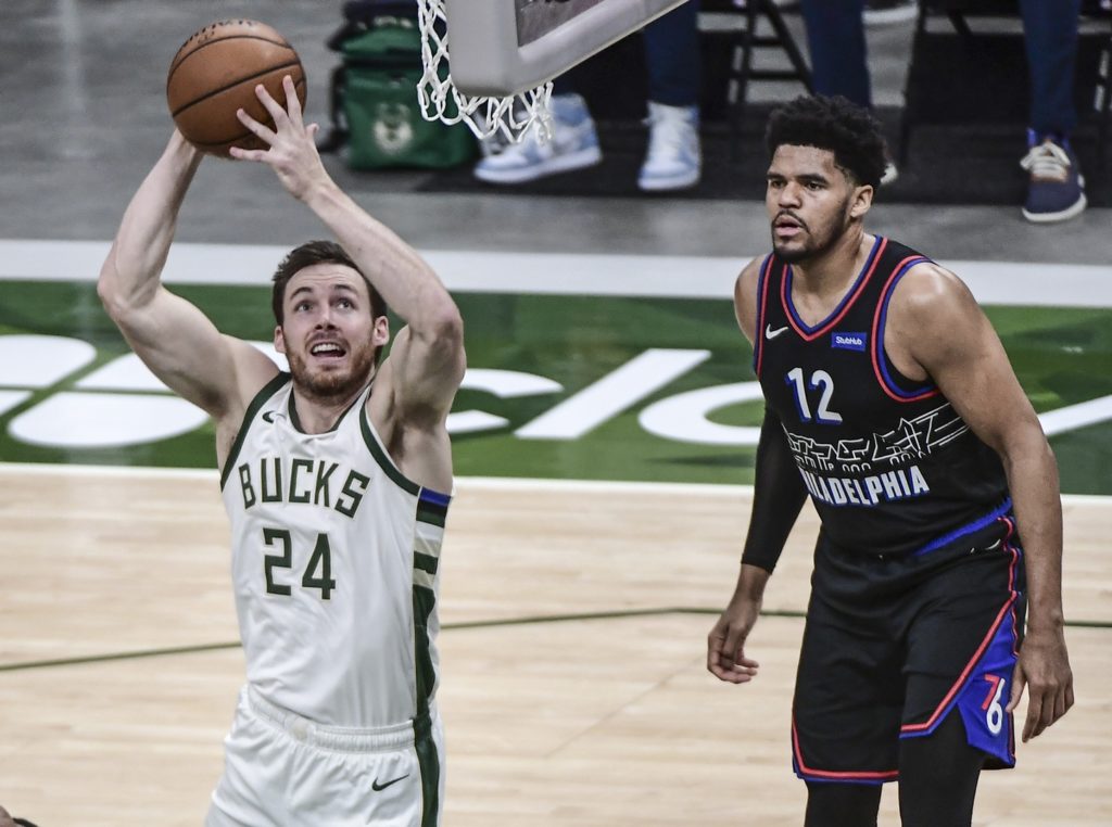 sixers bucks odds picks predictions