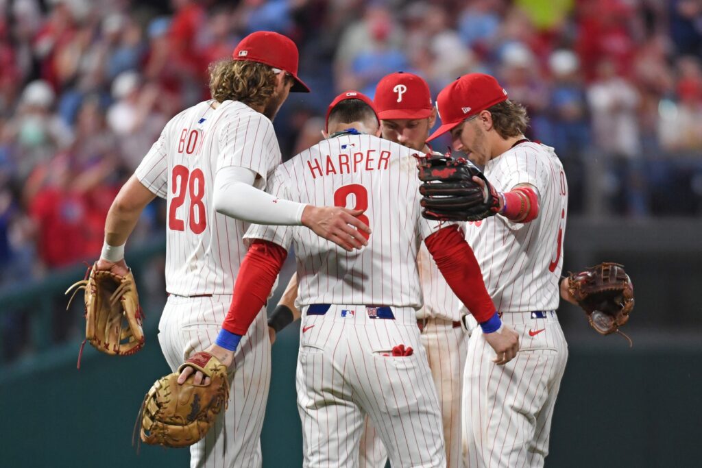 phillies giants odds picks player props