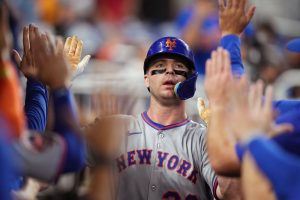 Sep 27, 2025; Miami, Florida, USA; New York Mets first baseman Pete Alonso (20) celebrates his solo home run against the Miami Marlins in the third inning at loanDepot Park.