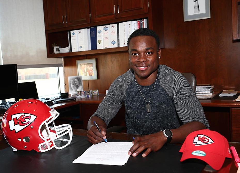 Voila_Capture 2015-03-11_01-14-45_PM